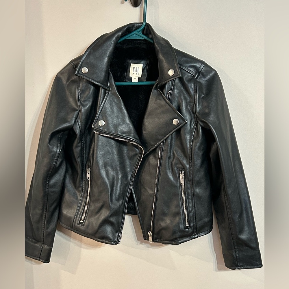 Girls XL Gap black faux leather fur lined biker / motorcycle jacket.